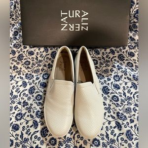 NWT Naturalizer Marianne Slip-On Sneaker White Size 8